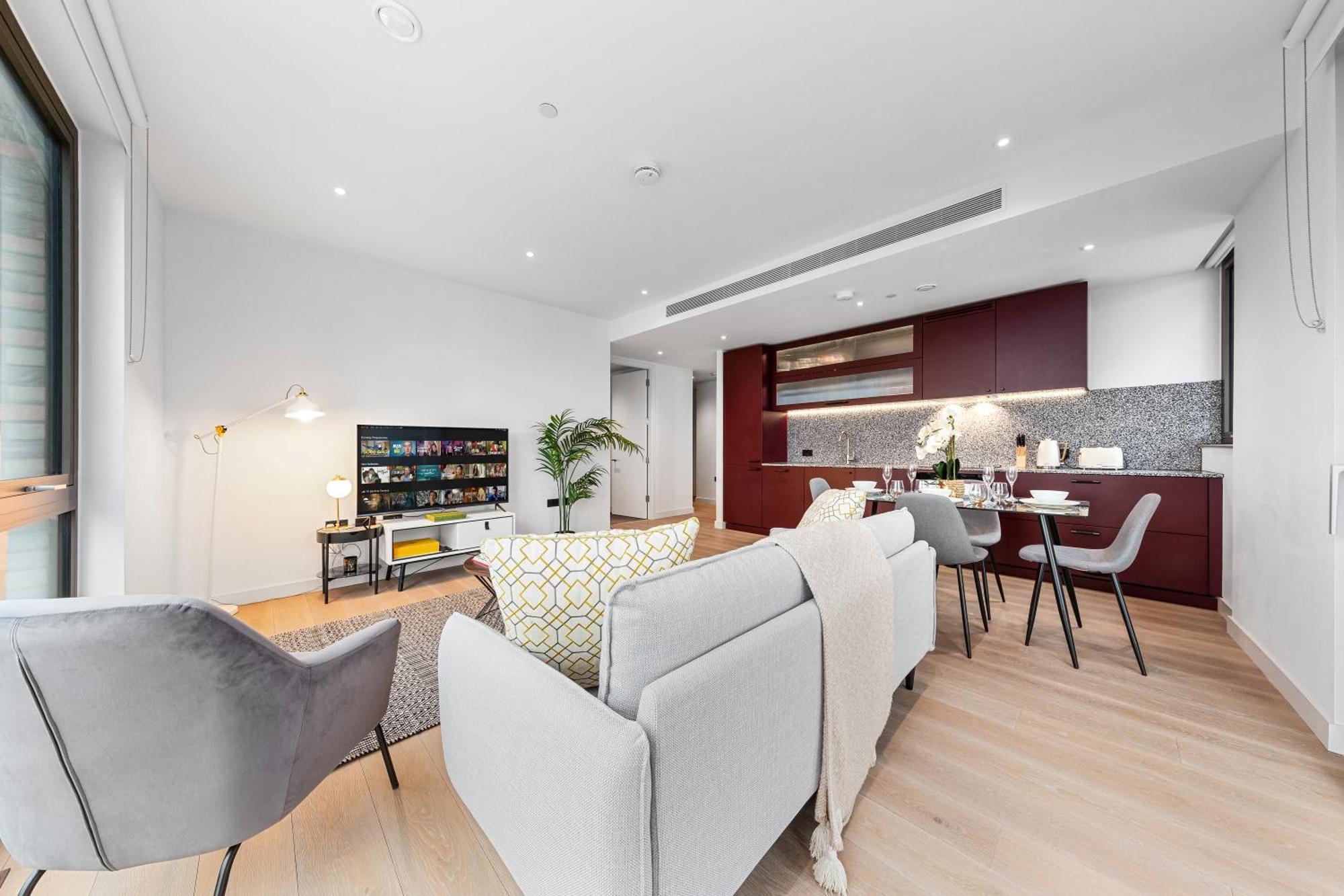 New 2 Bedroom Flat Riverview Balcony Hotel de apartamente *