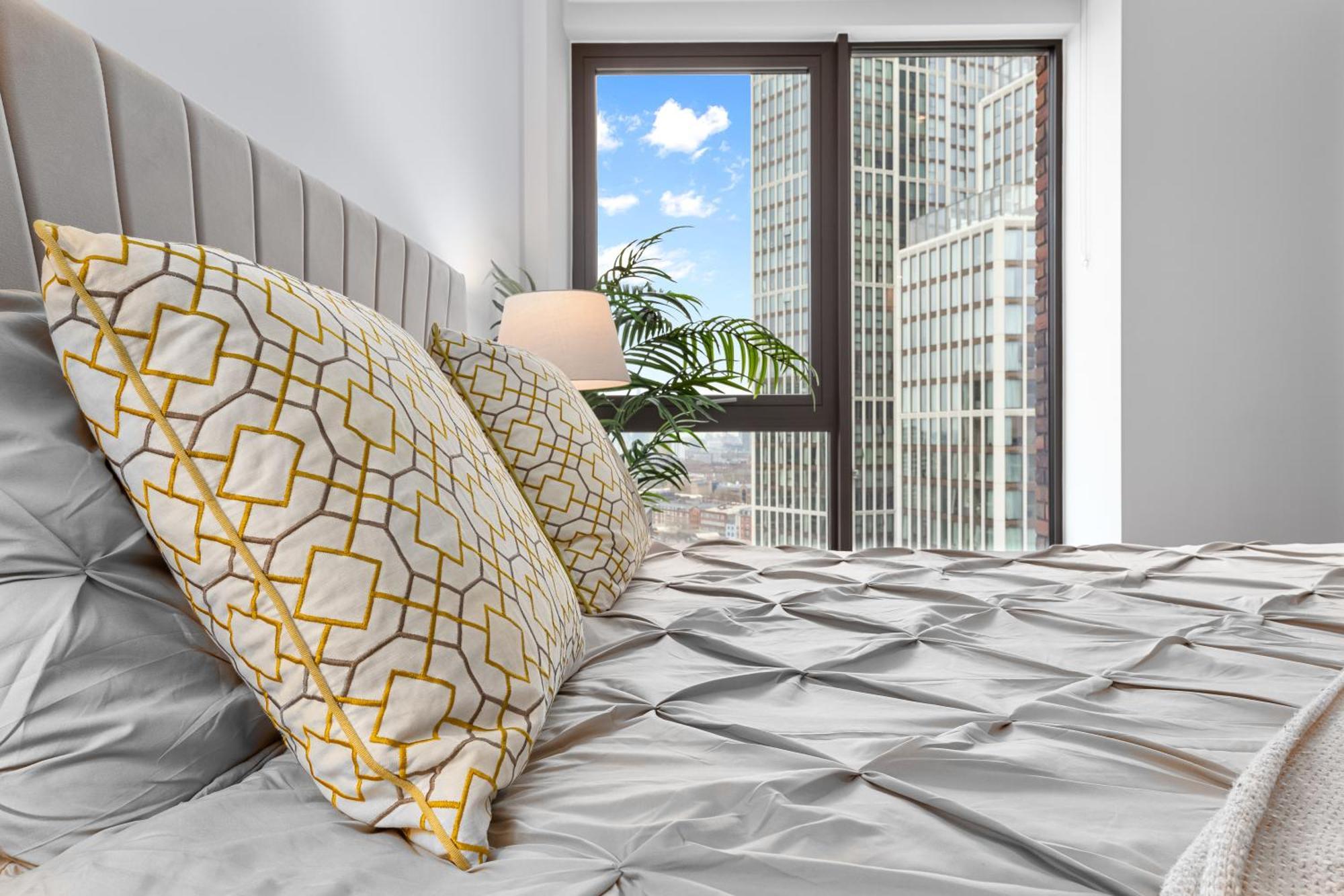 Hotel de apartamente New 2 Bedroom Flat Riverview Balcony