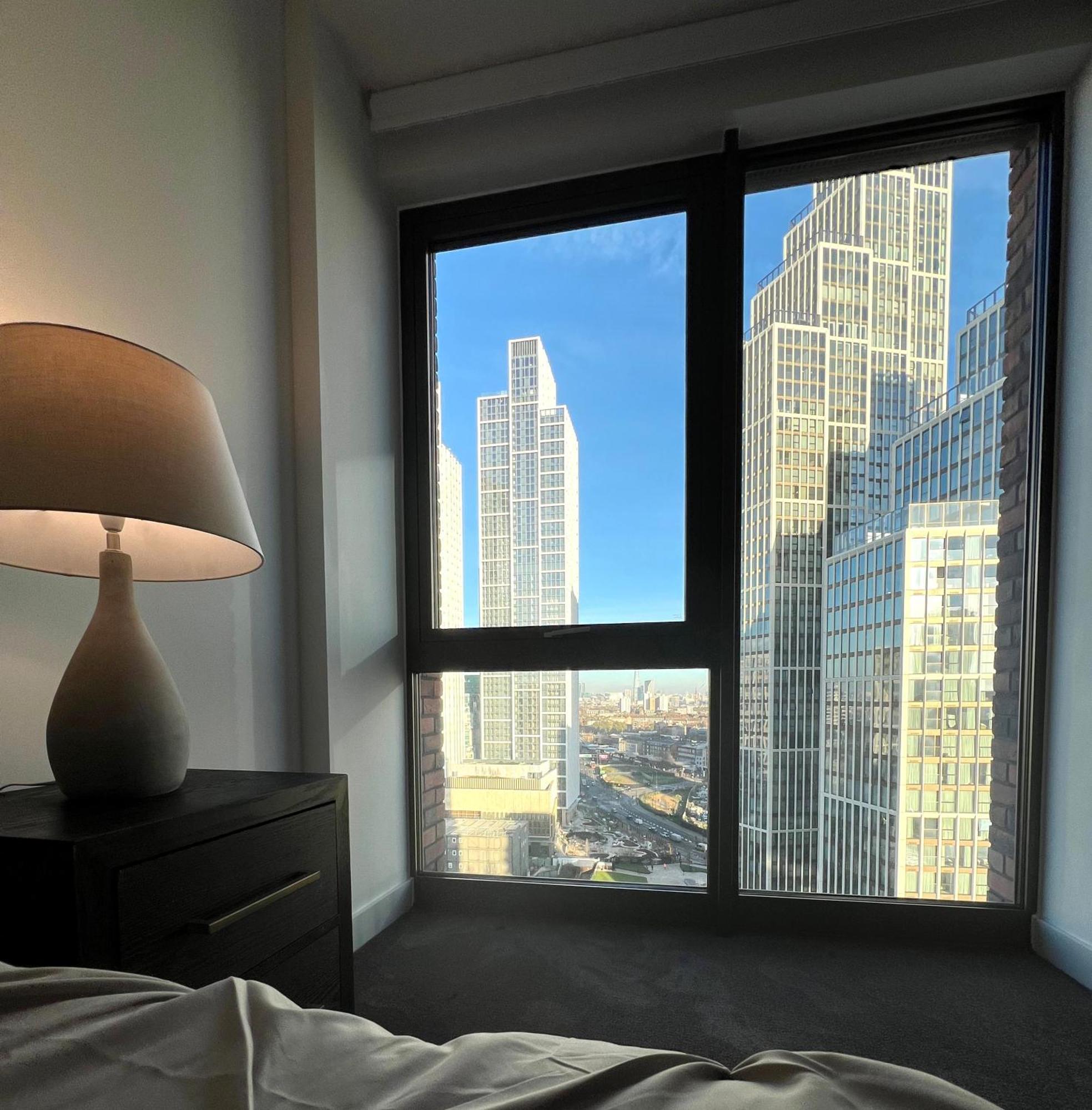 Hotel de apartamente New 2 Bedroom Flat Riverview Balcony *